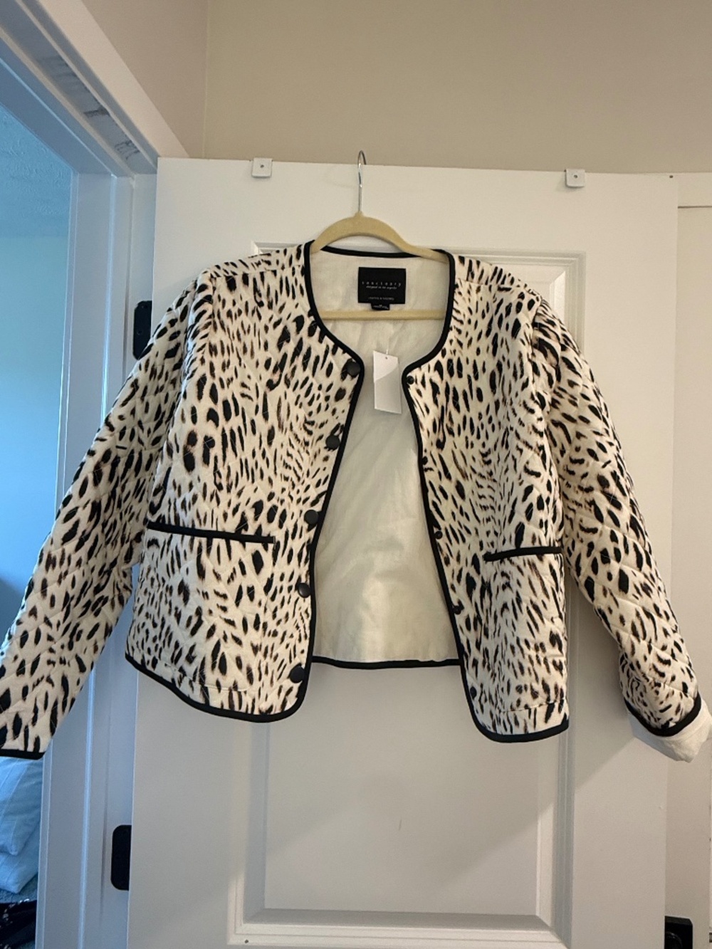 Leopard quilted half jacket